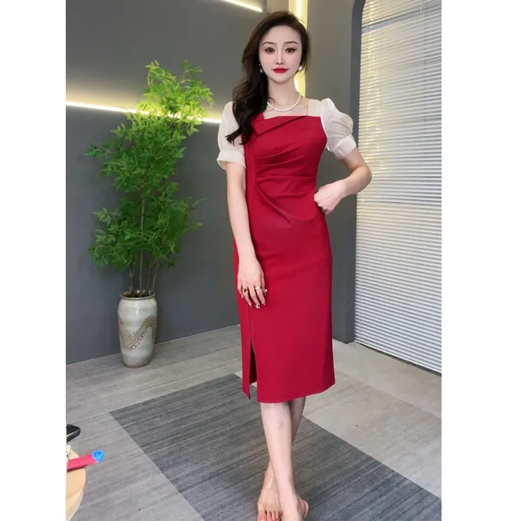 时尚气质夏季性感修身收腰包臀复古法式酒红色开叉方领连衣裙