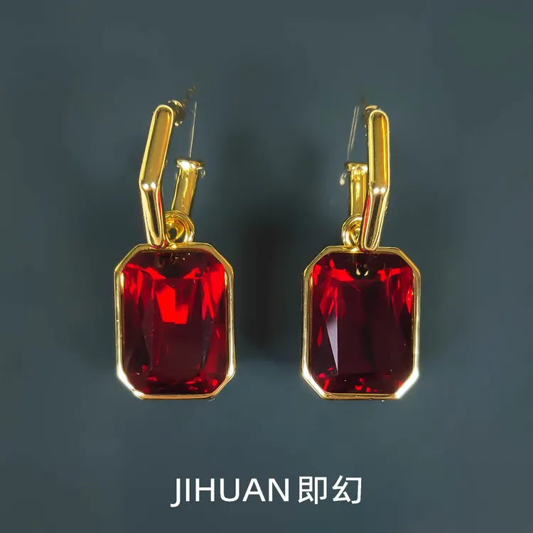 铜合金耳饰 ♦摇摆的朗姆  欧风红色几何简约时尚耳环SH-6275