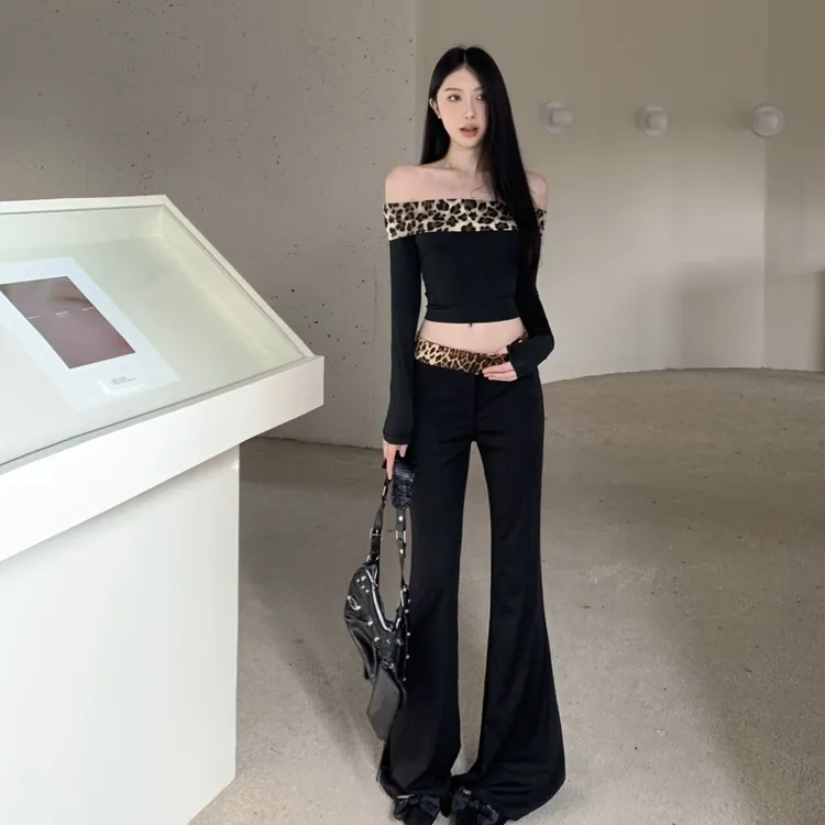 一字肩豹纹拼接长袖T恤女秋季美式辣妹套装微喇叭休闲长裤两件套