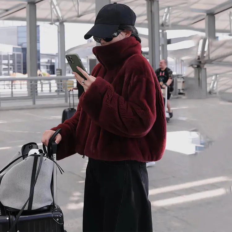 2025秋冬新款加厚皮毛一体立领毛毛外套宽松毛绒时尚休闲短外套女