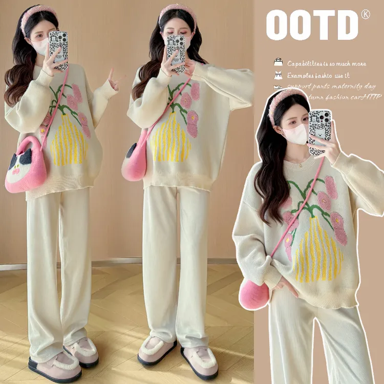 孕妇装秋冬2024新款时尚宽松显瘦小个子气质减龄绣花套头毛衣上衣