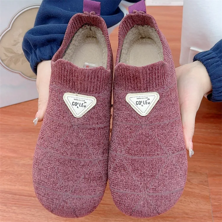 2024冬季新款加绒加厚保暖舒适女士休闲棉鞋软底一脚蹬妈妈鞋轻便