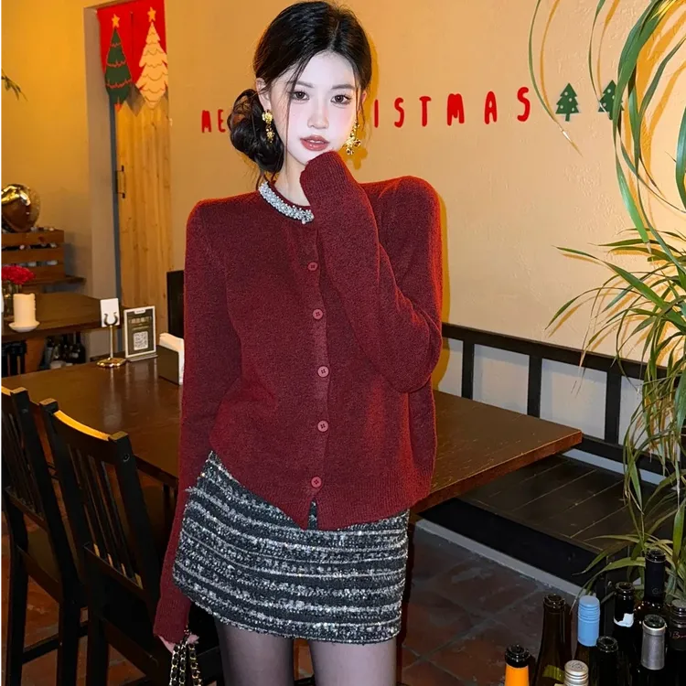 2024秋季新款时尚半身裙气质显瘦短款网红百搭温柔ins宽松短裙