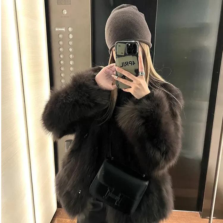 乐宝海宁女装冬V领加厚环保毛毛外套秋冬北极貂皮毛一体短款上衣