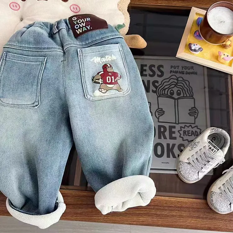 冬季加绒牛仔裤男童韩版女宝女童时尚卡通春装保暖一体绒加厚长裤