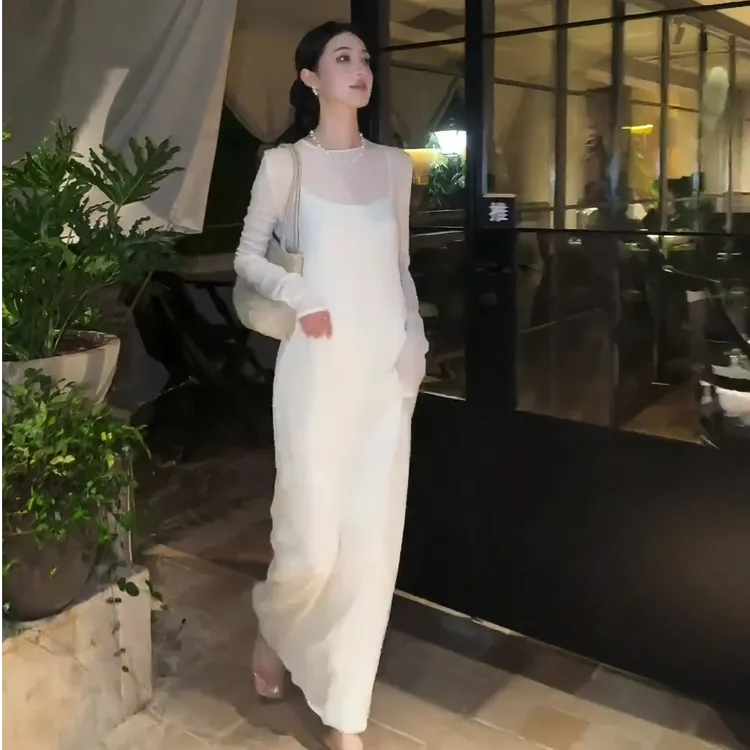 法式赫本风高级感御姐连衣裙女早秋新款辣妹修身显瘦吊带长裙套装