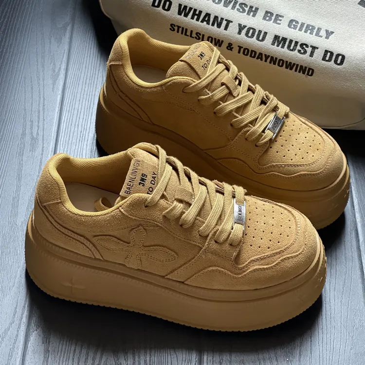 板鞋女新款潮流真皮磨砂皮百搭小白鞋复古休闲运动增高鞋女士女生