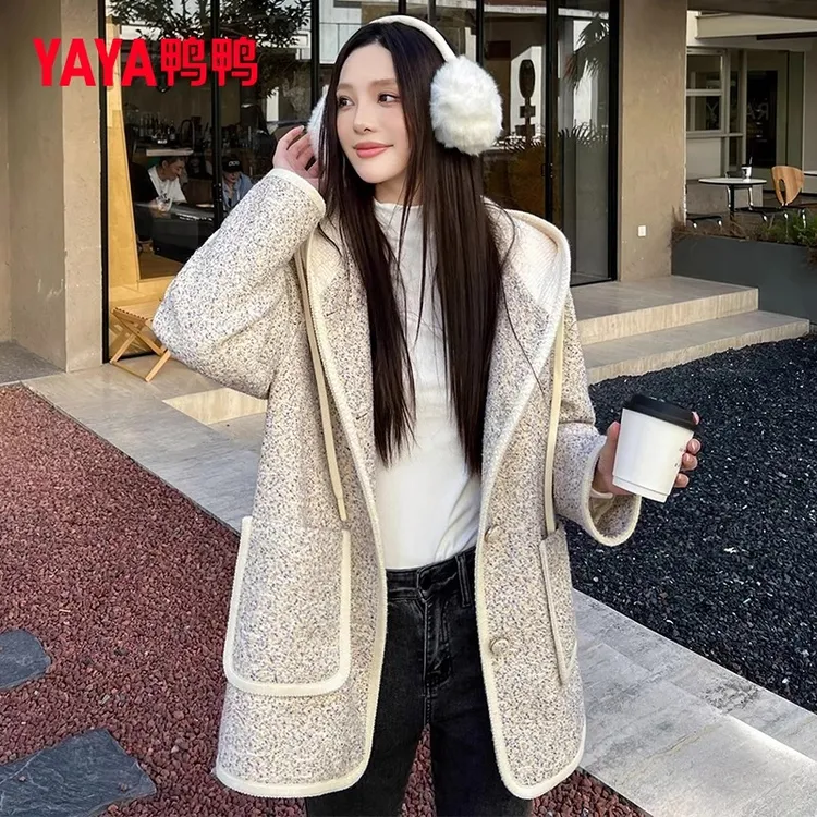 YAYA/鸭鸭羽绒服女中长款小香风时尚休闲连帽宽松韩版YE4B614169M