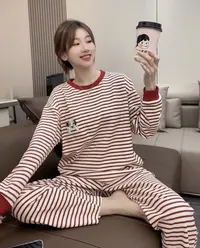 9930 带胸垫秋冬长袖长裤双面棉睡衣套装(口袋小狗砖红条纹)
