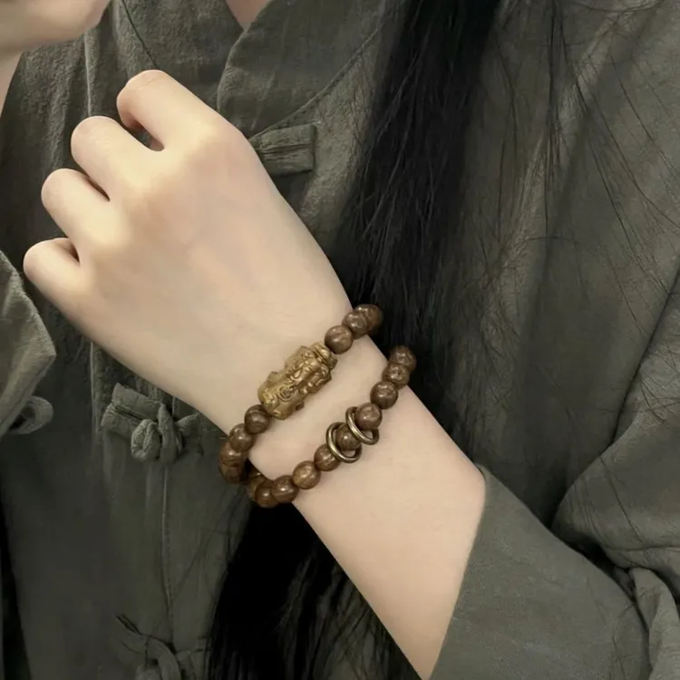 金丝楠木天然新款搭配绿檀貔貅手串男女生木质文玩佛珠本命年