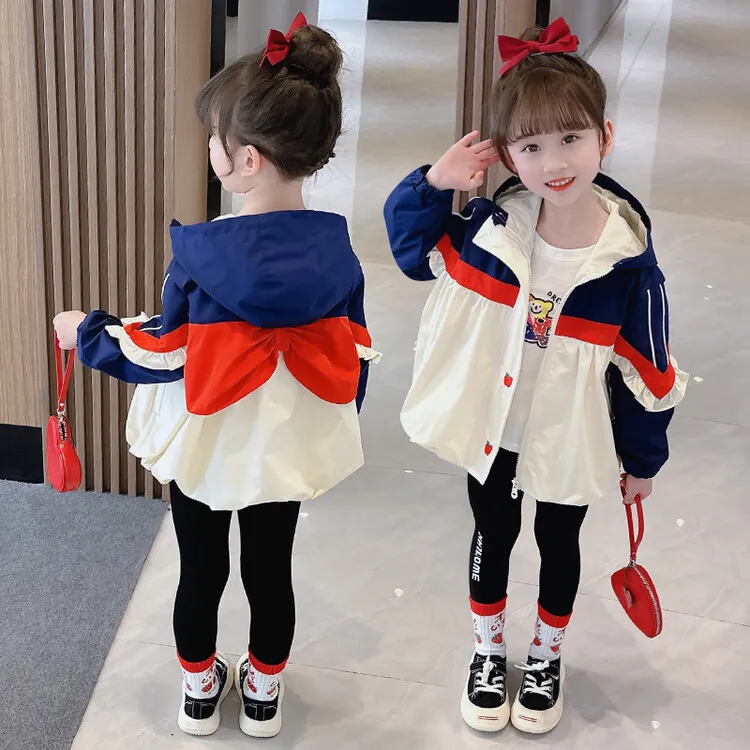 女童女孩外套春秋装新款儿童洋气连帽棒球服女宝韩版春款百搭风衣