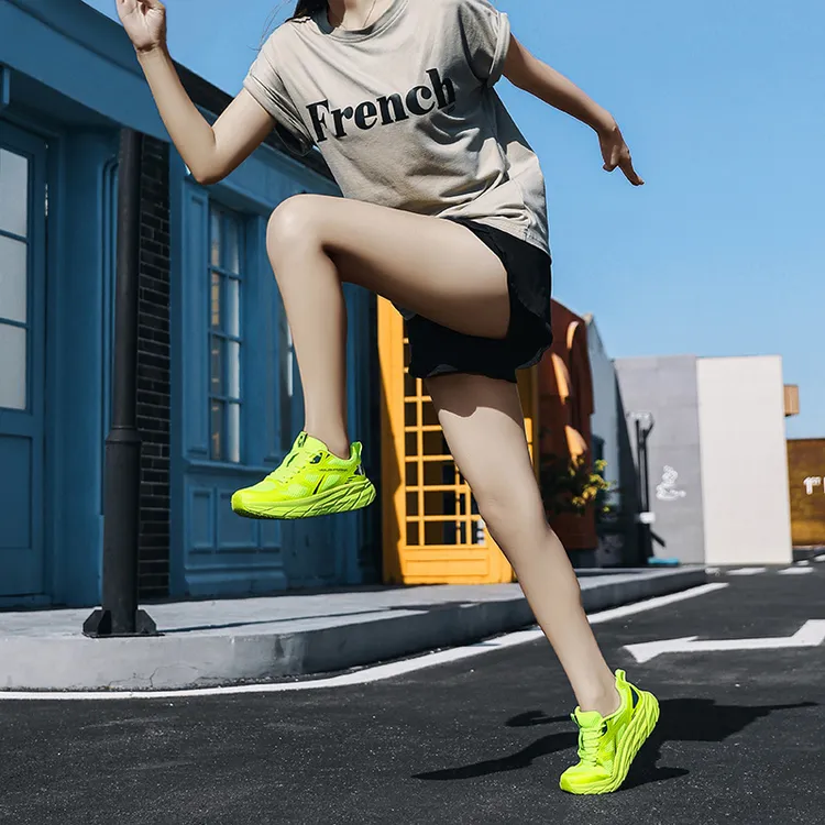 Violentbear/暴力熊减震跑步鞋软底夏季运动鞋超轻跑鞋透气运动鞋