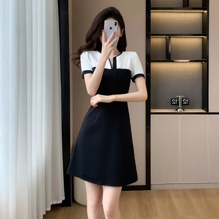 高贵上档次女装夏季连衣裙气质高级感修身包臀轻奢独特漂亮裙子