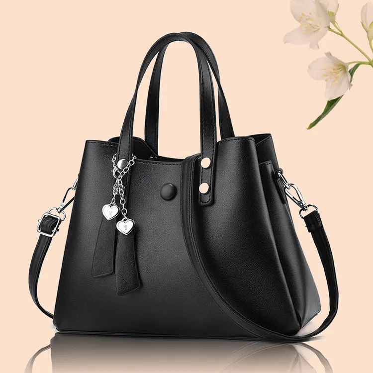 新款女士包包简约大气单肩斜挎包时尚高级感大容量通勤外出手提包