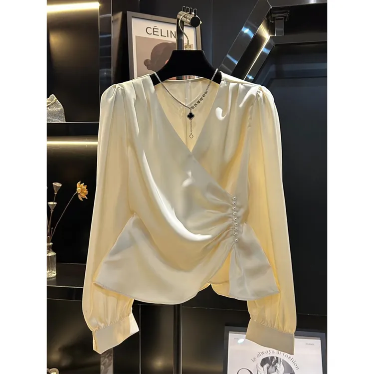 高档时尚轻奢v领长袖衬衫2025秋装新款洋气收腰显瘦休闲百搭衬衣