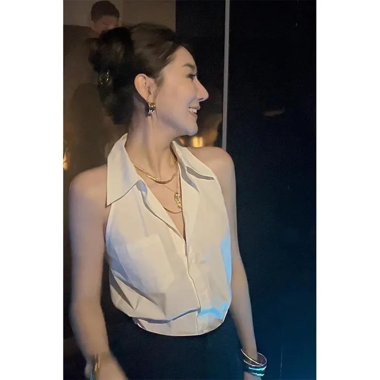 2025新款洋气时髦今年流行小个子白色挂脖无袖衬衫背心马甲女时尚