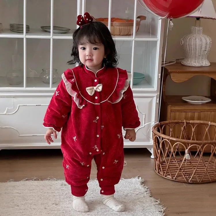 洋气服拜年冬装女宝宝婴儿宝宝周岁蝴蝶结荷叶连体衣边甜美连体衣