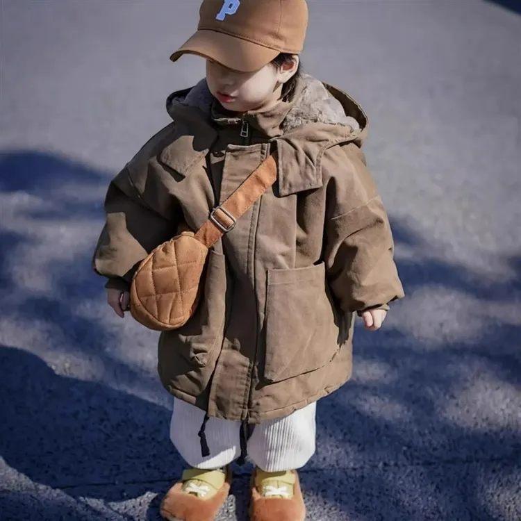 敲保暖的儿童冬季加绒加厚派克服男女宝宝冬季保暖棉衣中长款外套