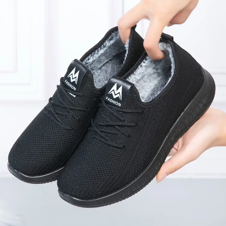 冬季老北京布鞋女加绒保暖加厚休闲运动鞋黑色上班干活工作棉鞋