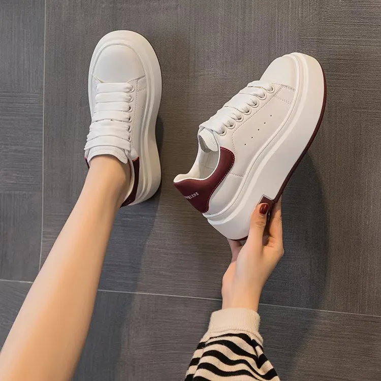 欧洲站2024秋款吸模厚底滑板鞋圆头低帮系带韩版休闲鞋时尚百搭潮