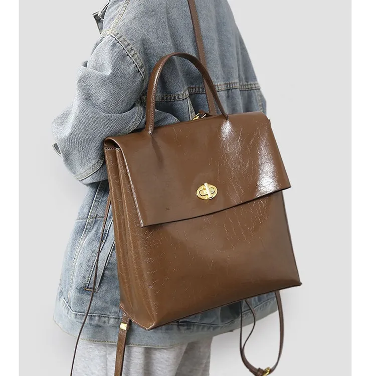 2024春夏新款小众设计高级质感包包女时尚韩版百搭软皮双肩包通勤