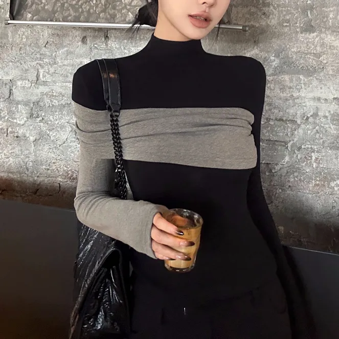 梦优莱设计感撞色半高领长袖T恤秋冬气质拼接修身内搭加绒打底衫