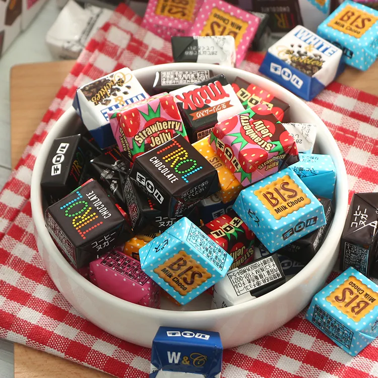 日本进口TIROL/松尾多彩什锦味夹心巧克力雪吻盒装情人节限定零食