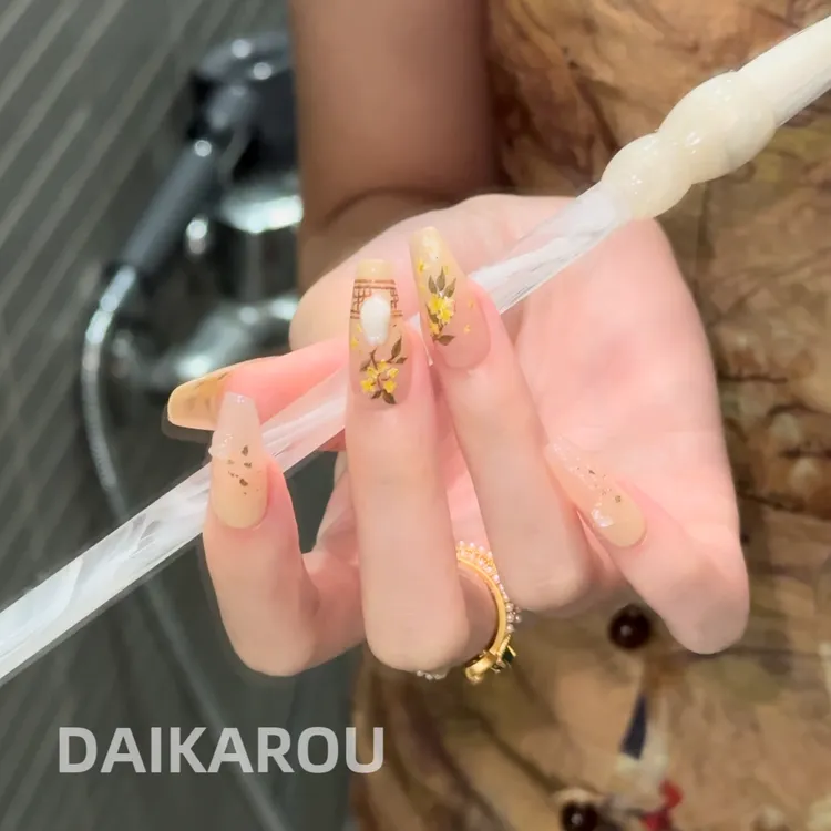 白玉花盏 黛卡柔 预售 此度 中椭圆 长梯 手工穿戴甲10片