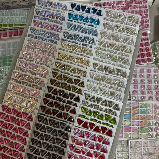 『故人甲』12*13卡槽歪心华子1:1切割高品质k9单色混色