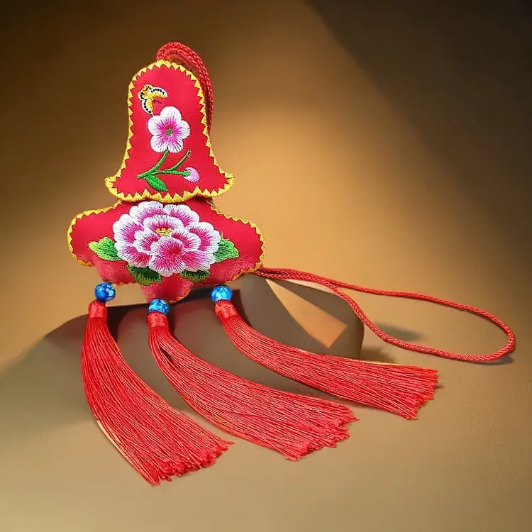 庆阳香包新款双面刺绣针扎小挂件绣花针盒挂件针扎纯手工挂件高档