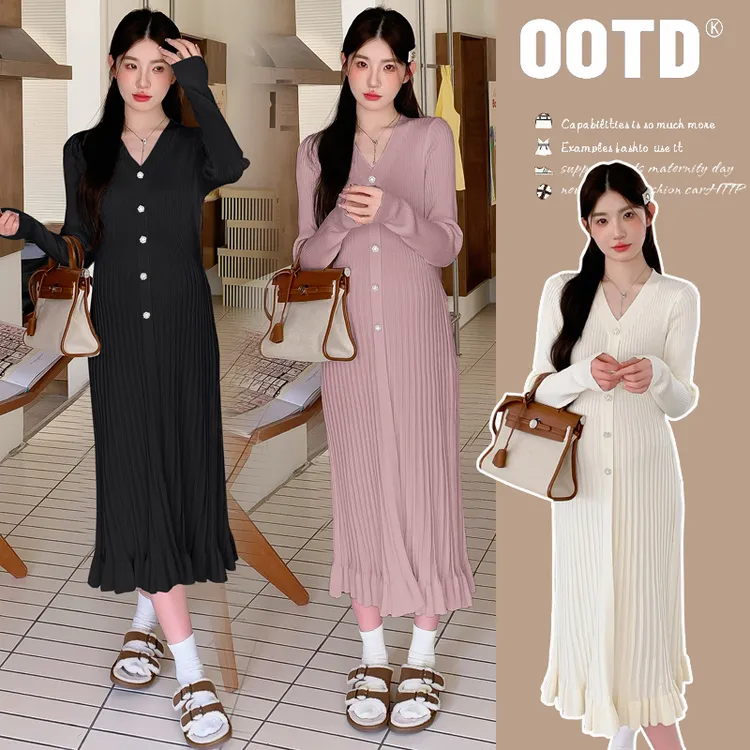 孕妇装2024秋装潮款连衣裙韩版高级感V领单排扣针织百褶孕妇裙子