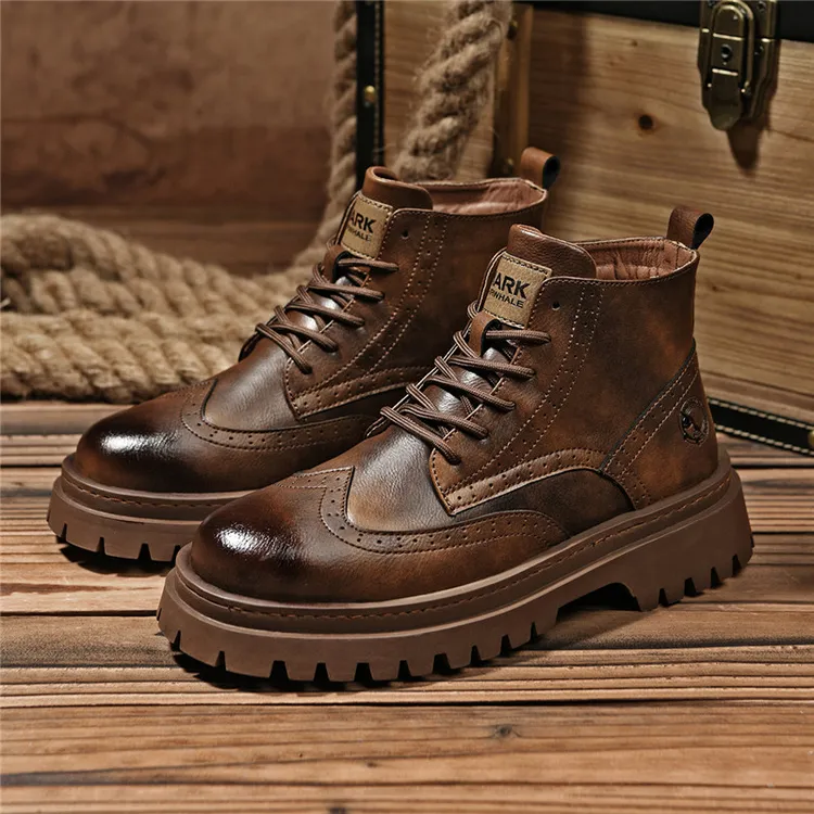 马克华菲男鞋2025新款布洛克马丁靴男士高帮工装靴增高加绒皮靴子