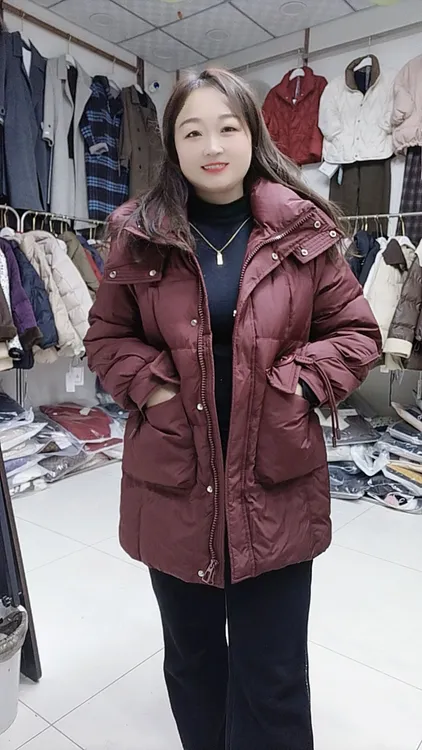 冬季新款挡风立领连帽羽绒服蝴蝶结装饰保暖外套