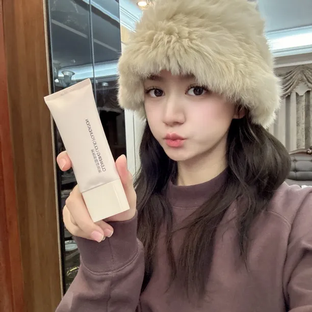 【祖美丽推荐】爆款清透修颜粉底液，自然透亮不卡粉性价比高！