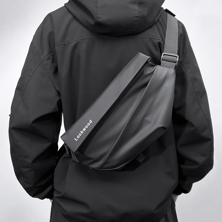 斜挎包男大容量机能胸包男款斜跨运动背包秋冬挎包男士骑行包腰包