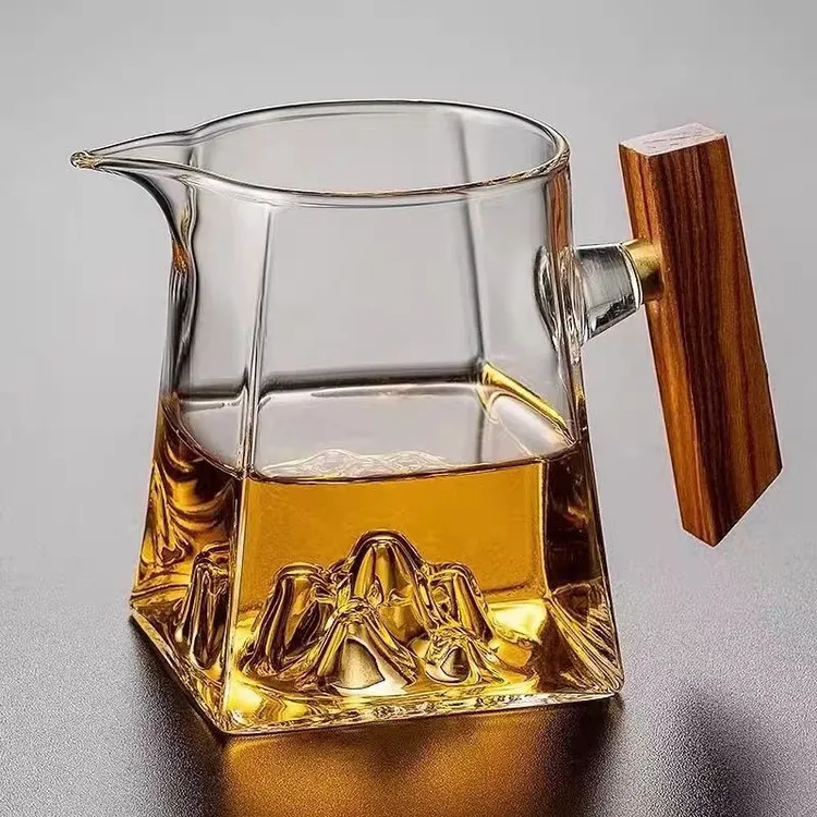 高档加厚家用月牙木把观山杯耐热茶海分茶器玻璃杯泡茶公道杯透明