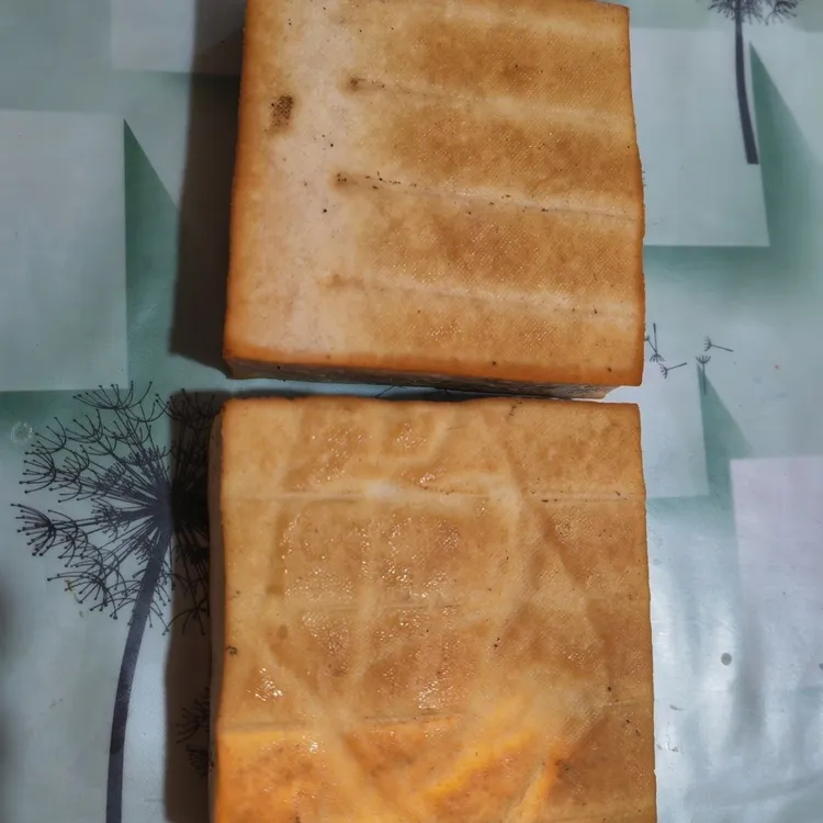 剑阁豆腐干（剑阁土特产无任何资质标签，介意勿拍）豆干