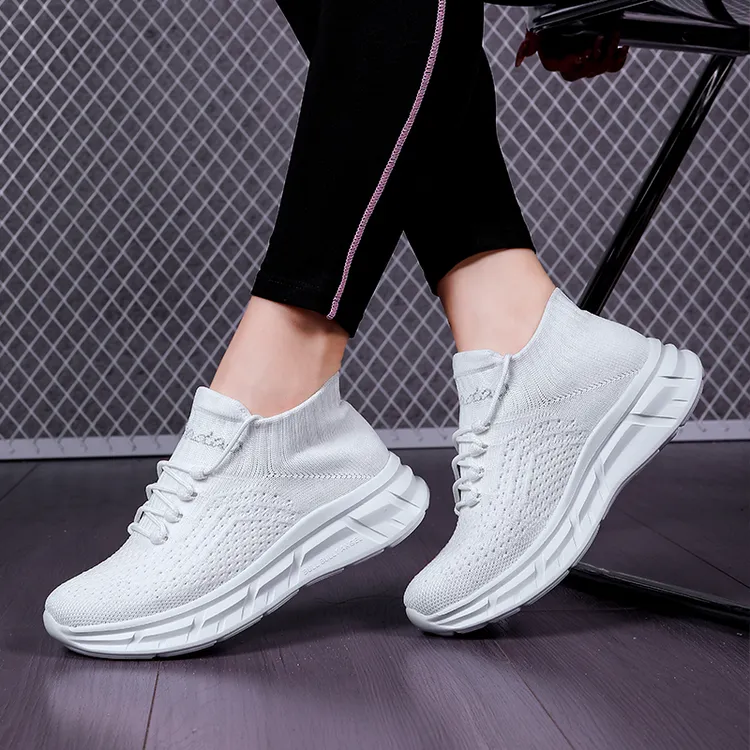 牛霸道牛霸道夏季透气跳舞鞋男女同款正品运动软底曳步舞鞋23107