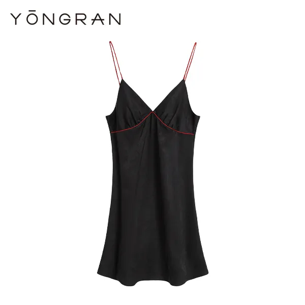 雍然小漫春曲轻奢南韩丝爆款性感暗纹提花吊带显瘦睡衣女打底诱惑