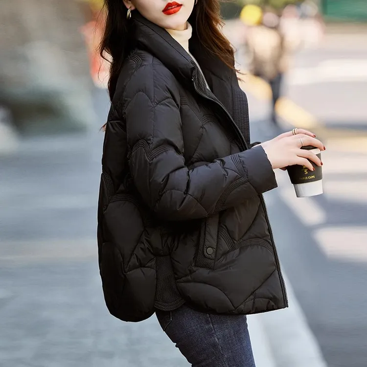 黑色羽绒服女短款2025冬季新款薄款时尚轻薄白鸭绒爆款加厚外套