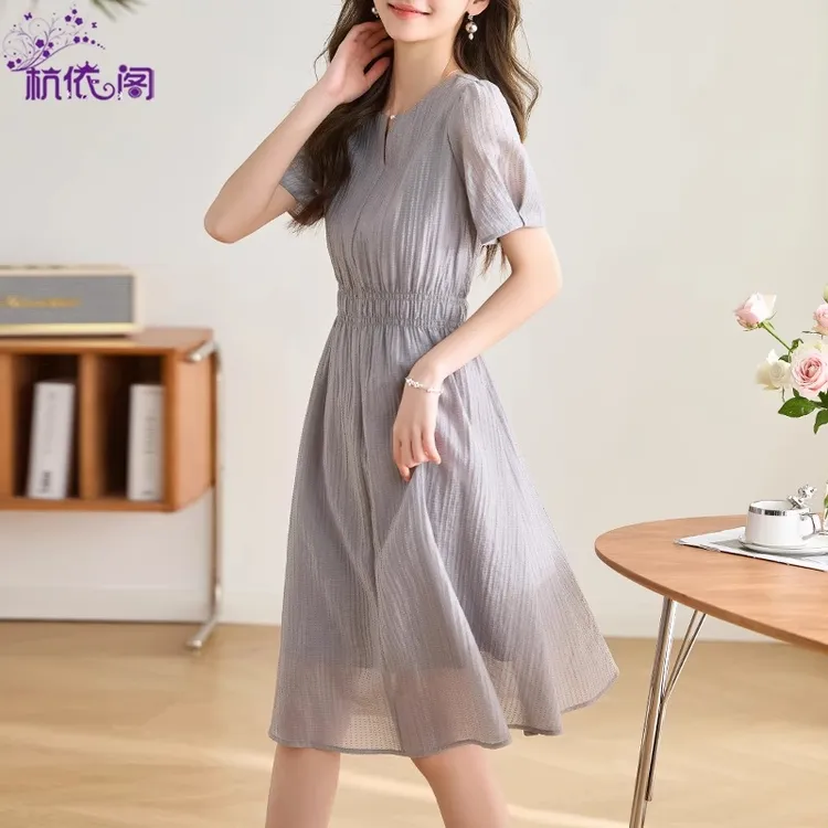 连衣裙2025新款女夏季轻奢高级感小个子法式气质收腰显瘦夏天裙子