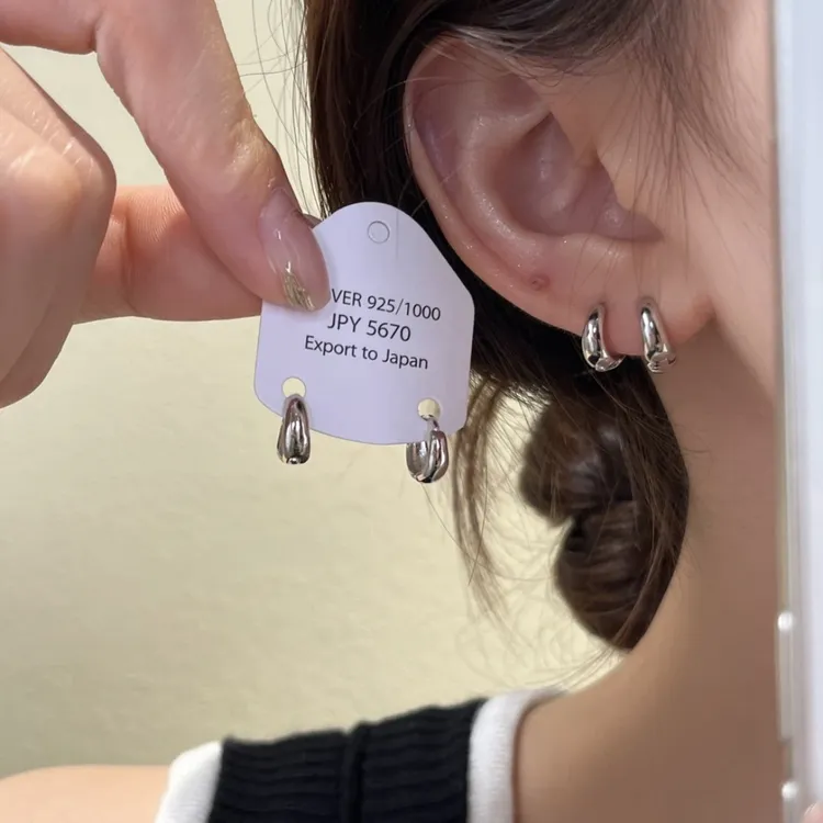 juji/橘几 铜合金耳饰 耳钉轻奢小耳圈耳扣ins圈圈耳环高级耳饰女商品图