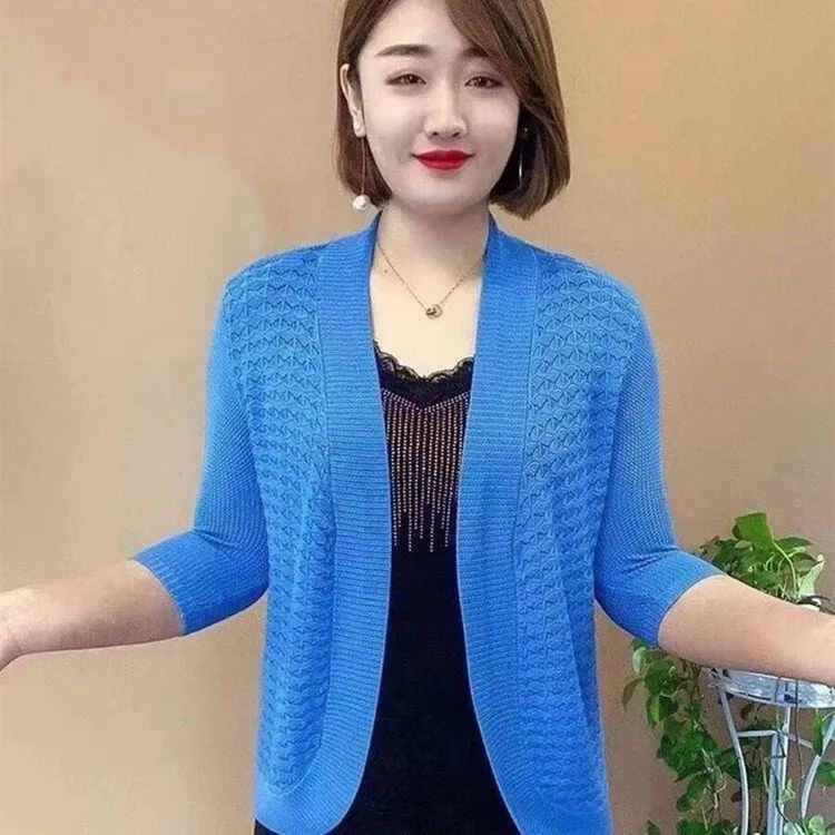 2024年轻妈妈夏装洋气七分袖针织开衫镂空上衣女春秋外搭薄款外套