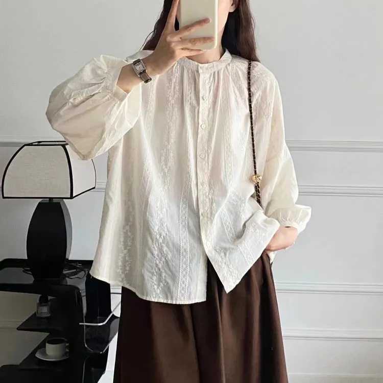 「法式甜美 通体刺绣」小众气质减龄娃娃衫春季圆领宽松洋气衬衫223
