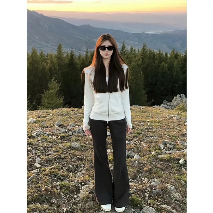 花灰色修身连帽卫衣外套女秋冬爆款2025新款拉链百搭显瘦上衣即墨