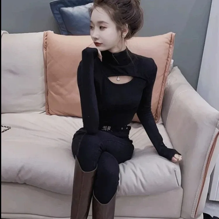欧货长袖恤女秋冬新款显瘦镂空半高领内搭上衣洋气打底衫小心机潮