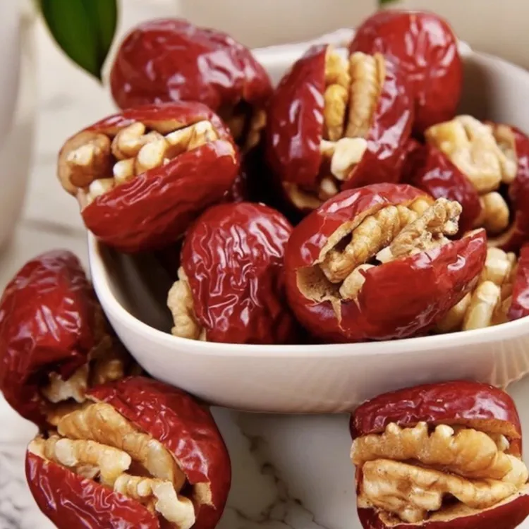 【50包】新疆灰枣夹核桃独立包装美味营养无添加