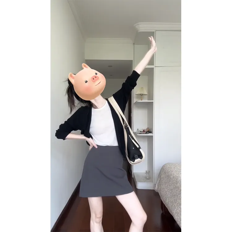 2024新款秋季圆领长袖排扣显瘦短款小众假两件上衣韩版气质短裙