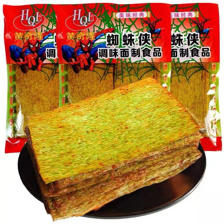 蜘蛛侠干的硬的辣片绿色的大辣条8090怀旧网红麻辣经典小吃嚼劲