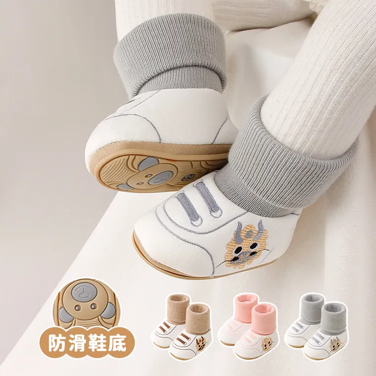 婴儿鞋袜秋冬加厚中筒防滑牛津底防滑室内步前鞋袜小龙室内鞋袜